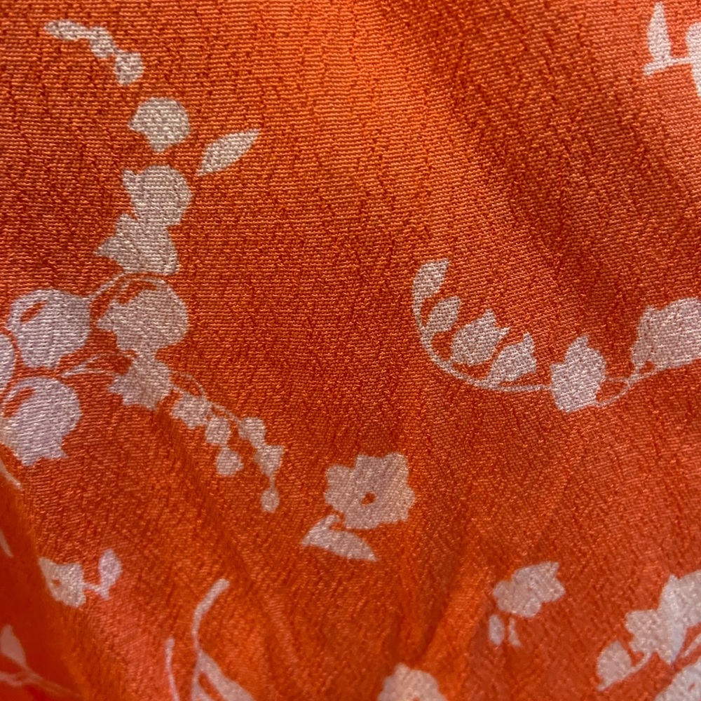 Women’s wrap skirt NWT size 8